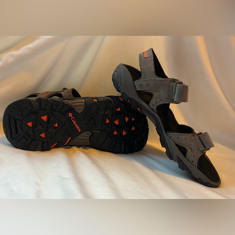 Columbia Men’s Walking and Hiking Sandal size 9